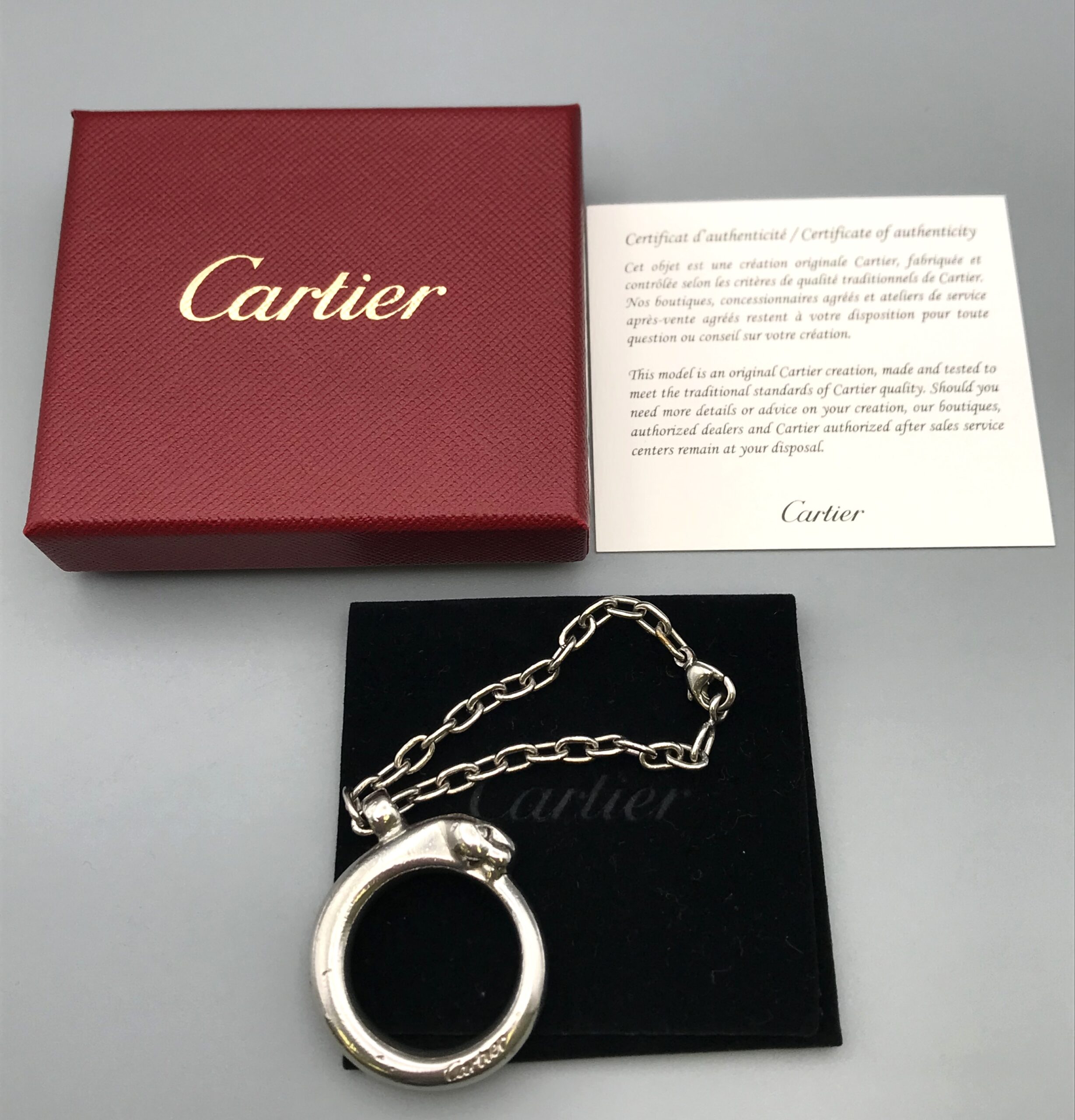 Cartierのキーホルダーを買取しました。